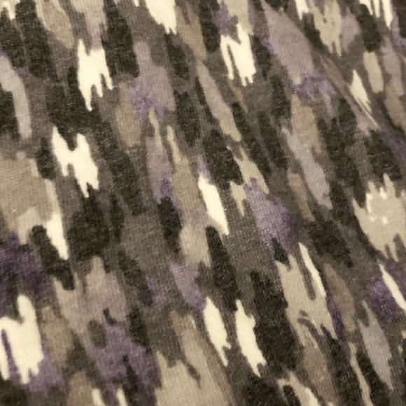 Cato Activewear Purple/Gray/Crean Open Back Crossed Sweatshirt Size Large - Picture 4 of 9